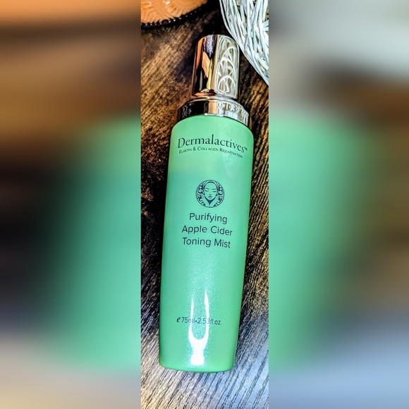 DERMALACTIVES Apple Cider Toning Spray - Picture 13 of 16